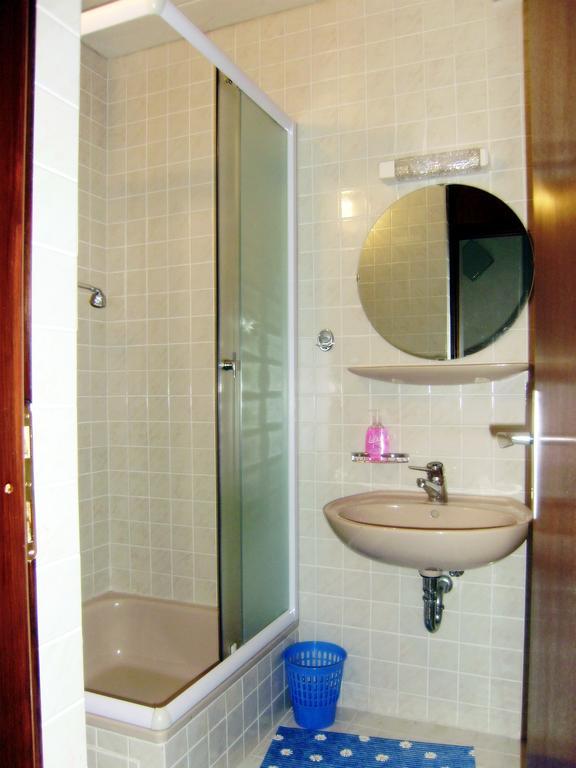 Vila Jadranka Apartments And Rooms Omisalj Room photo